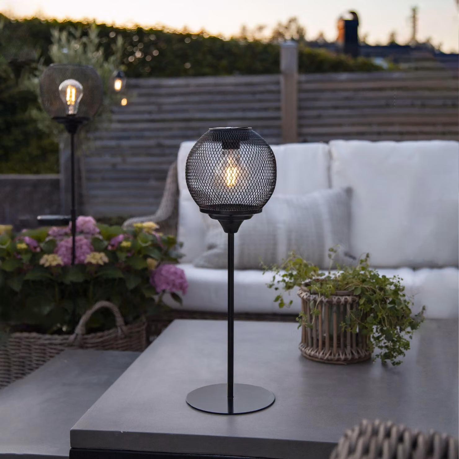 Lampada da giardino a led solare SUNLIGHT