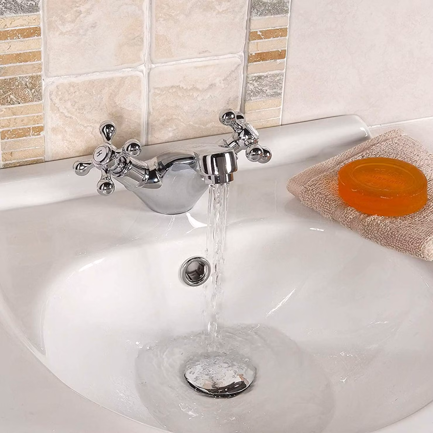 Miscelatore per lavabo in stile retrò, con maniglie a croce, dotato di troppofilo, in ottone, da montaggio a incasso