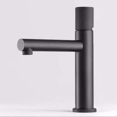 Set di miscelatori Gemini per lavabo, bidet e doccia con leve zigrinate in acciaio inox e finitura nero opaco – 2