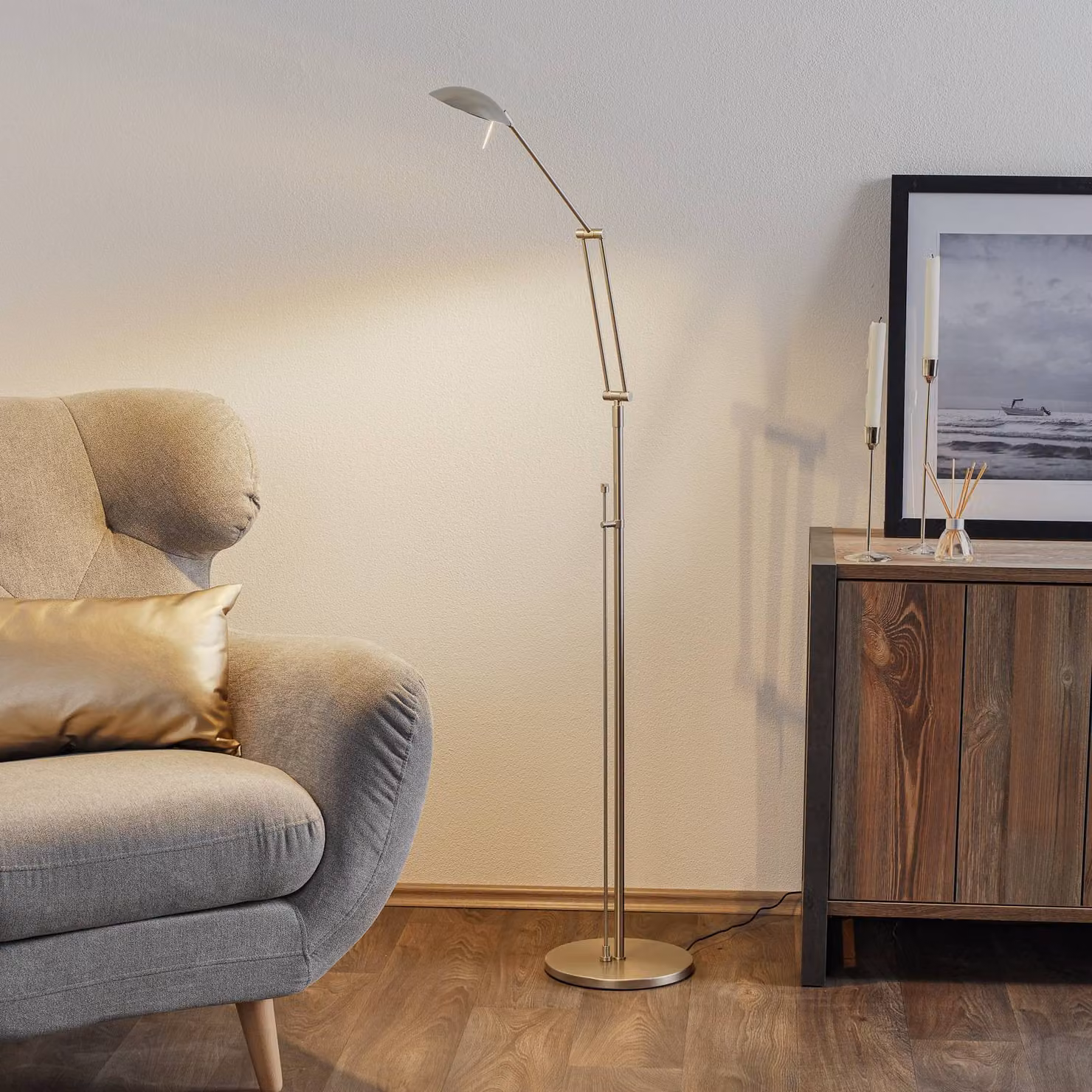 Knapstein Lampada da terra a LED Carl, dimmerabile, Alluminio / Grigio / Zincato, Soggiorno / Sala da pranzo, Metallo, Design, Lampada LED da terra