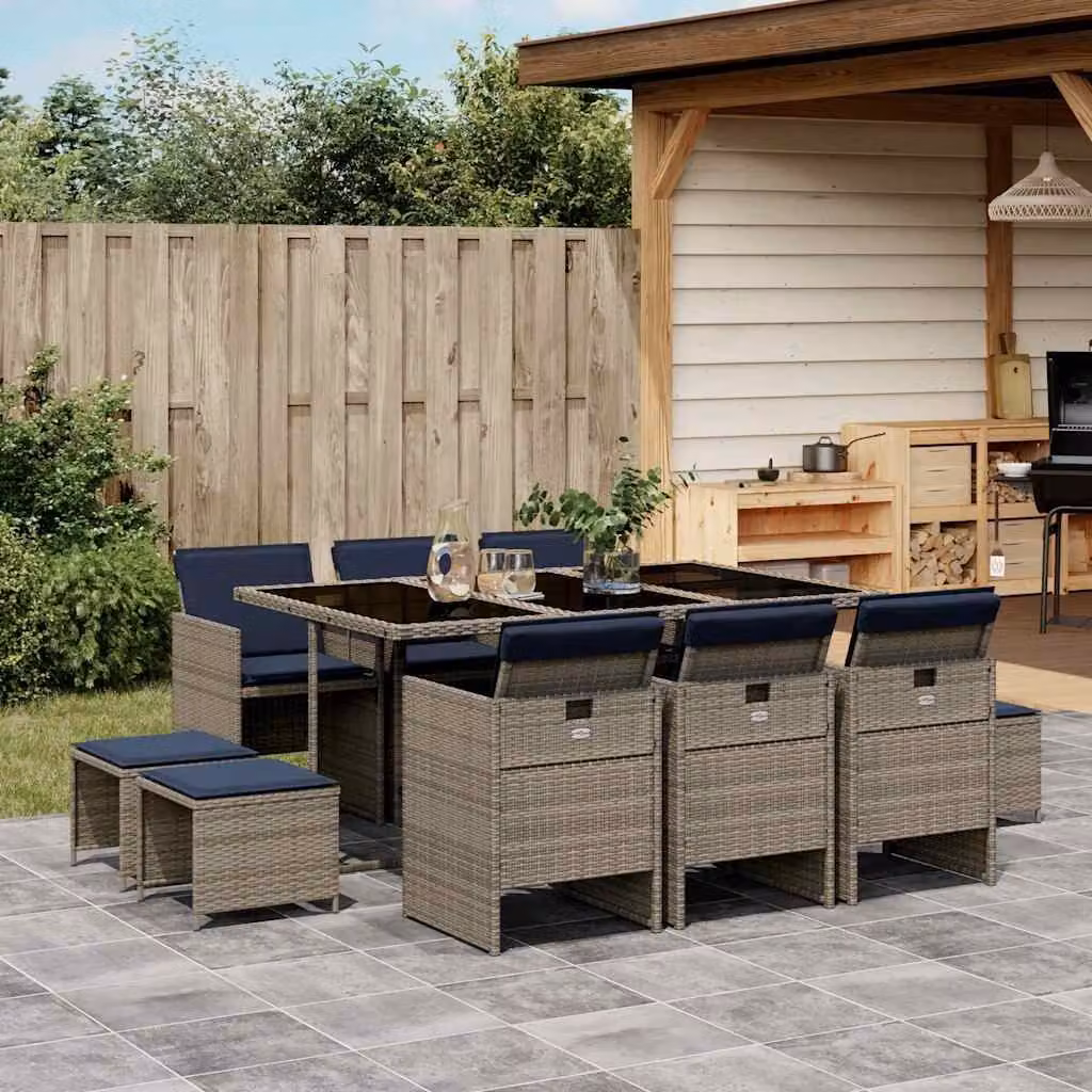 vidaXL Set da pranzo da giardino da 11 pz in polyrattan con cuscini e piano in vetro, Grigio
