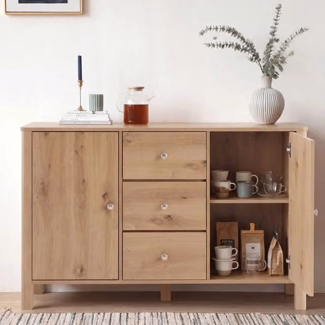 Credenza moderna in MDF color marrone con 3 cassetti e 2 ante e maniglie in metallo, L 120 cm x P 40 cm x H 80 cm