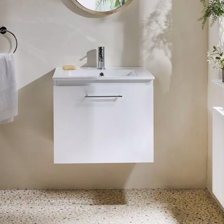 Mobile Bagno Bianco Sospeso da 600mm con Lavabo e Maniglia con Barra a T Cromate - Cluo