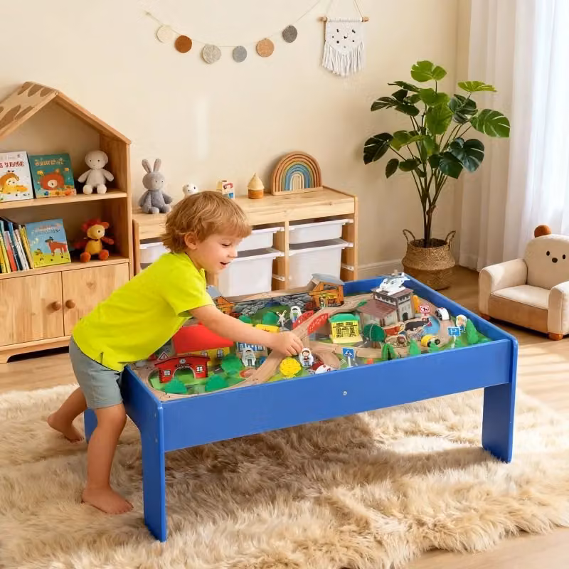 Tavolo da gioco con set di trenino in legno da 108 pezzi, piano rimovibile, colore blu, L: 98 cm, P: 60,5 cm, H: 40 cm – 2