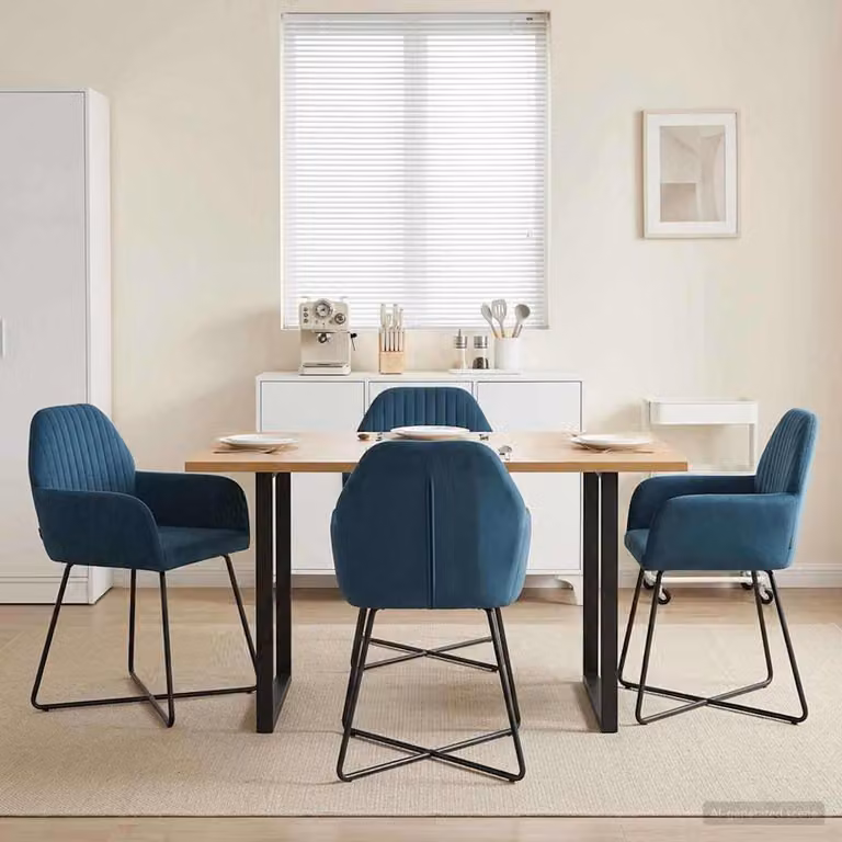 Set di 4 sedie da pranzo vidaXL in velluto blu con struttura in metallo, L: 55 cm, P: 50 cm, H: 84 cm