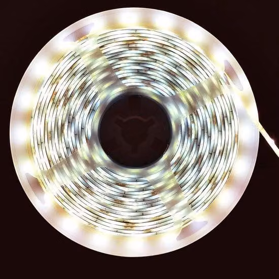 Strisce LED luce bianco caldo - Flessibili e impermeabili - 5 m - Bianco caldo