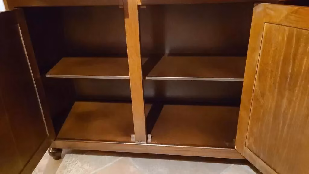 Madia credenza napoletana Elite in legno di pino marrone con 3 ante Mobili 2G L: 150 cm, P: 43 cm, H: 98 cm – 3