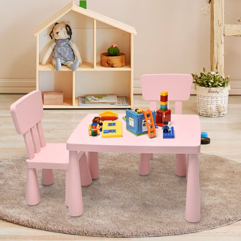 Set tavolo e 2 sedie con sgabelli in velluto rosa per bambini Costway