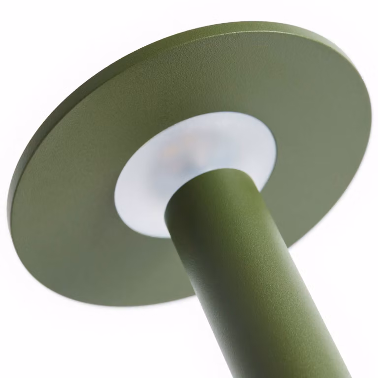 HAY Lampada LED da tavolo ricaricabile HOST PORTABLE, verde oliva, 22 cm, IP44 dimmerabile, Verde, Soggiorno / Sala da pranzo, Alluminio, Moderno
