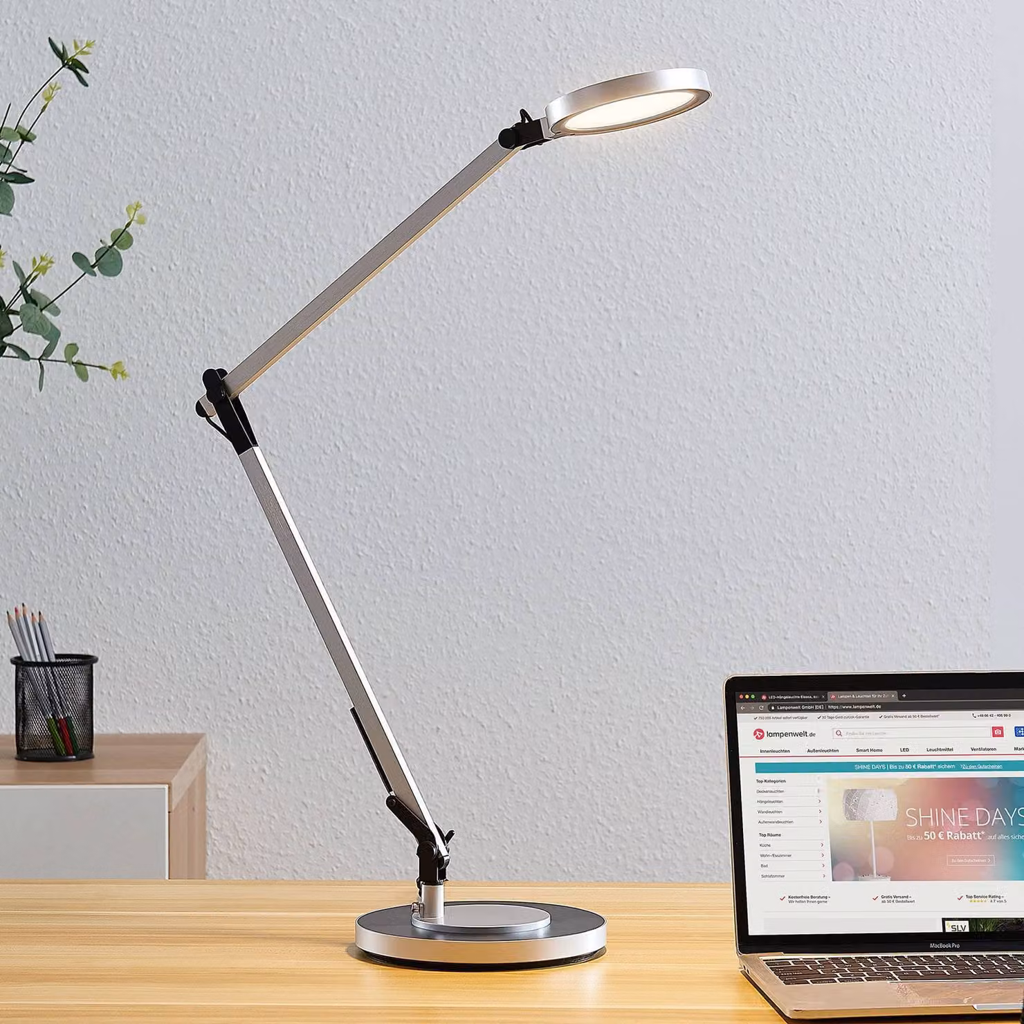 Lampada da scrivania Rilana Lindby, dimmerabile, Alluminio / Grigio / Zincato, Studio / Ufficio, Metallo, Moderno, Lampada da tavolo LED