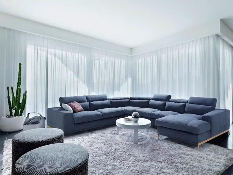 Wohnlandschaft Design Polster Couch U-Form Sofas Couchen Textil Luxus Klasse