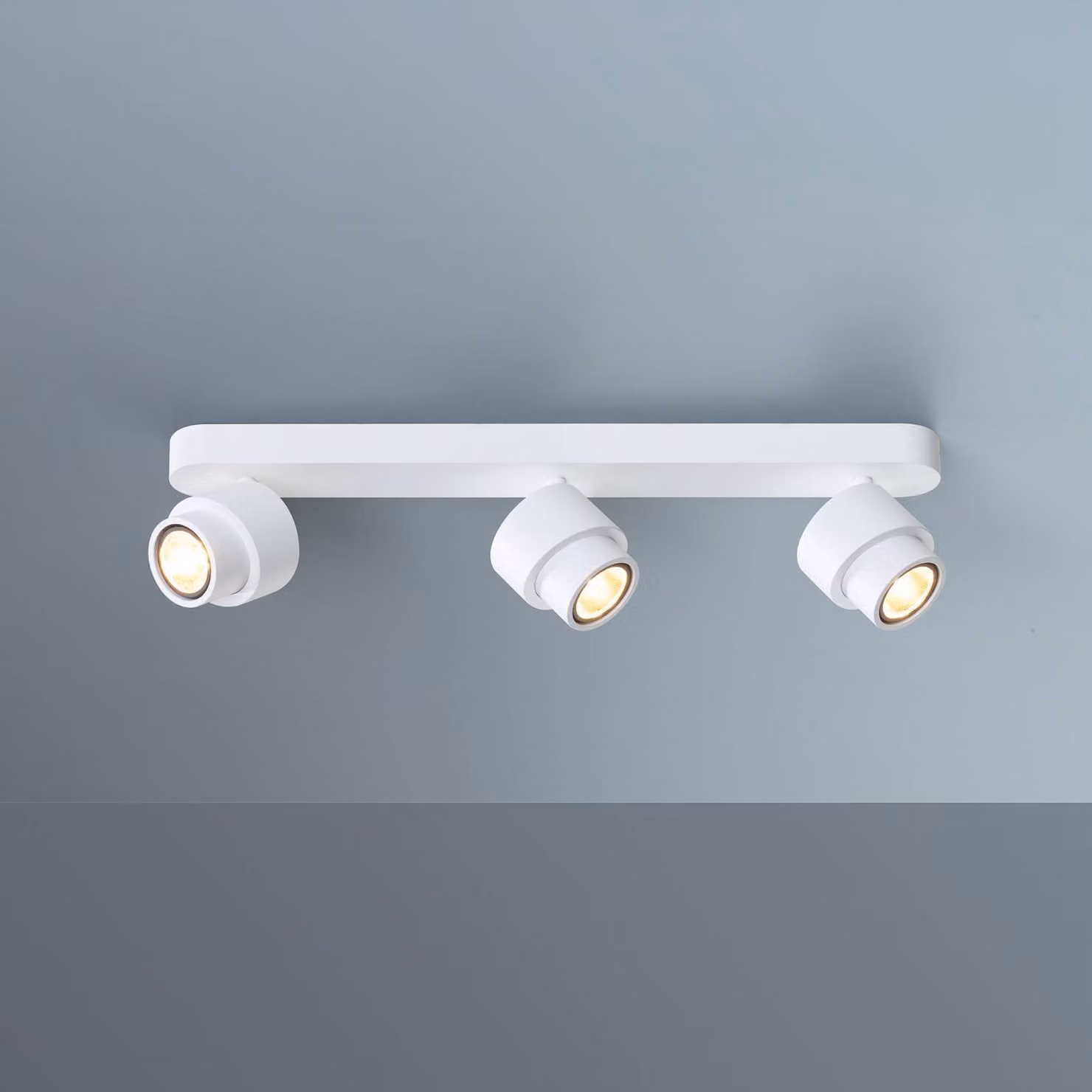 Escale Faretto LED BRUSH, bianco, 50 cm, 3 ante in metallo, dimmerabile, 2.700 K dimmerabile, Bianco / Opale, Soggiorno / Sala da pranzo, Alluminio, Moderno, Downlight