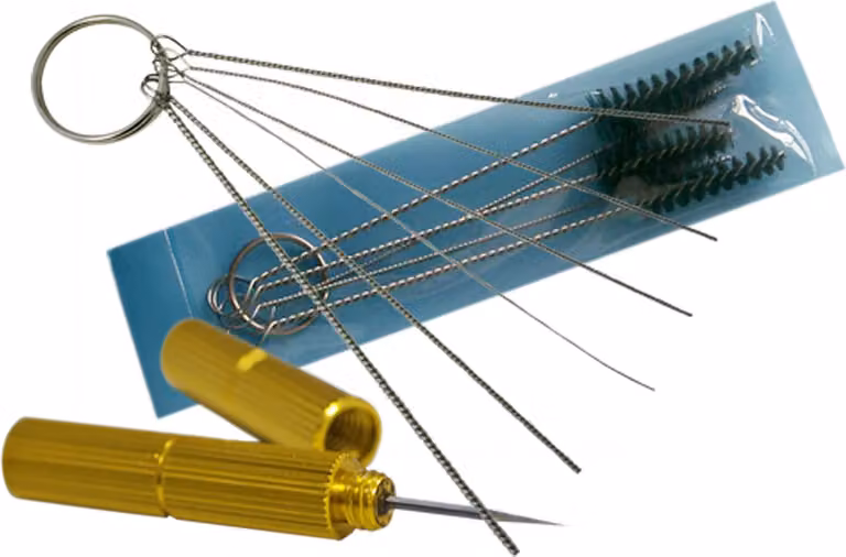 Set di pulizia Wiltec da 12 pezzi per pistole per aerografo, con spazzole di pulizia Ø 3-7 mm, aghi per ugelli, ago di pulizia, accessori per la pulizia dell'aerografo