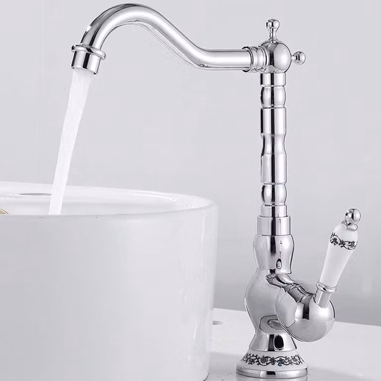 Rubinetto da cucina, design vintage e antico, in ottone, adatto per cucina e bagno