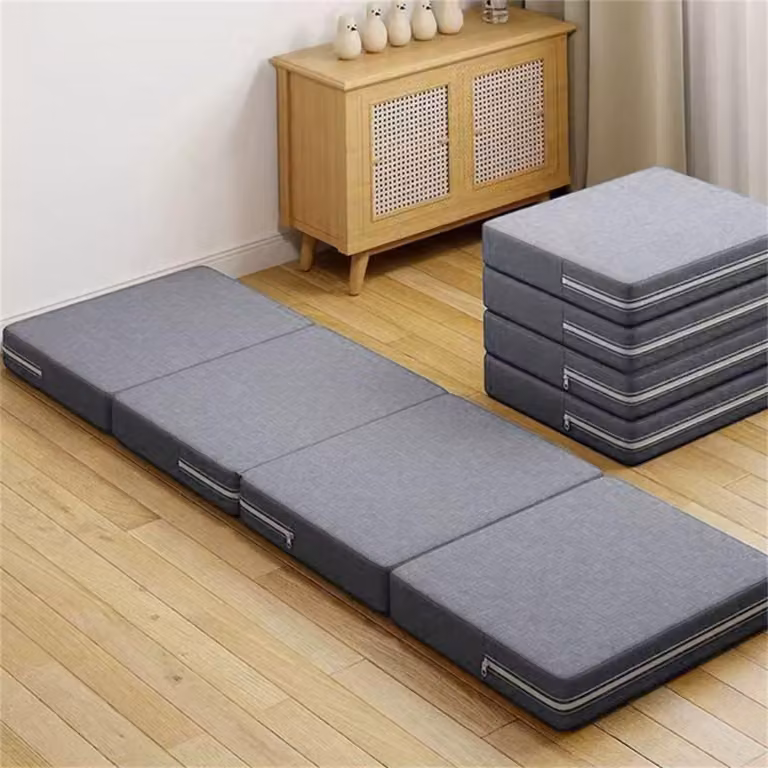 Materasso pieghevole in memory foam, dimensioni 60x200 cm, ideale per viaggi e campeggio