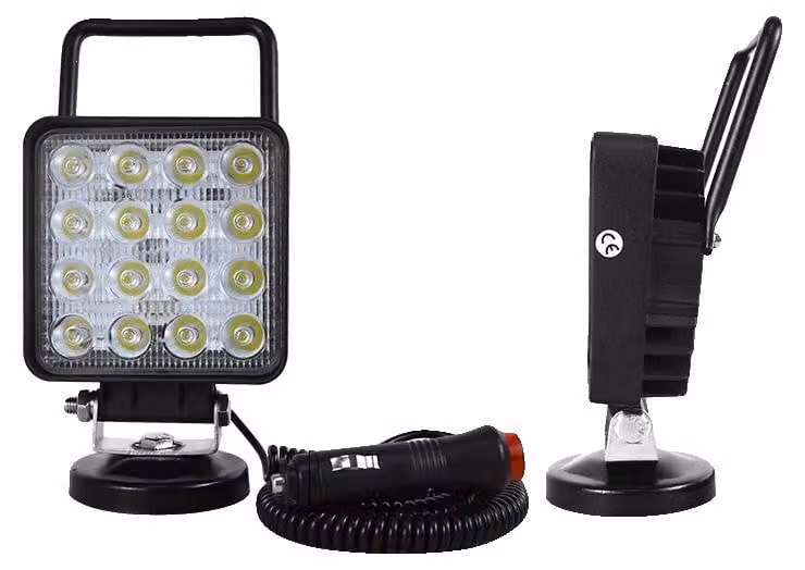 Luce da lavoro, potenza 42 W, doppio angolo di fascio, spot 48 W