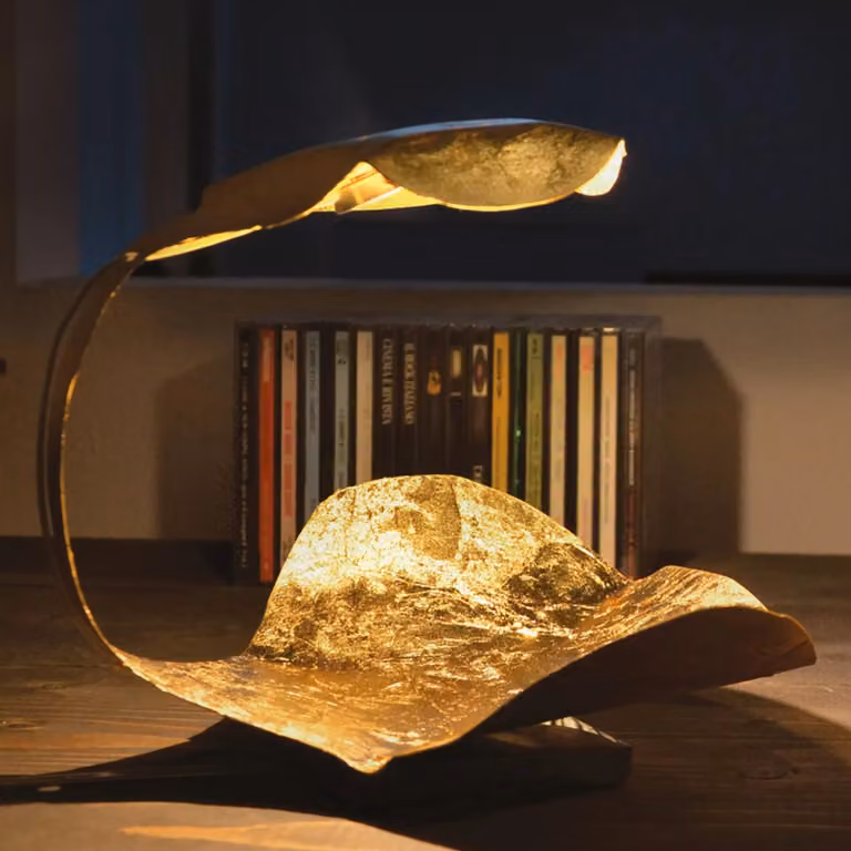 Knikerboker Lampada da tavolo di design Gi.Gi, Ottone / Oro, Soggiorno / Sala da pranzo, Metallo, Design, Lampada da tavolo