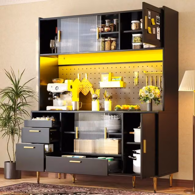 Credenza da cucina nera con LED, ante scorrevoli in vetro e pannello forato