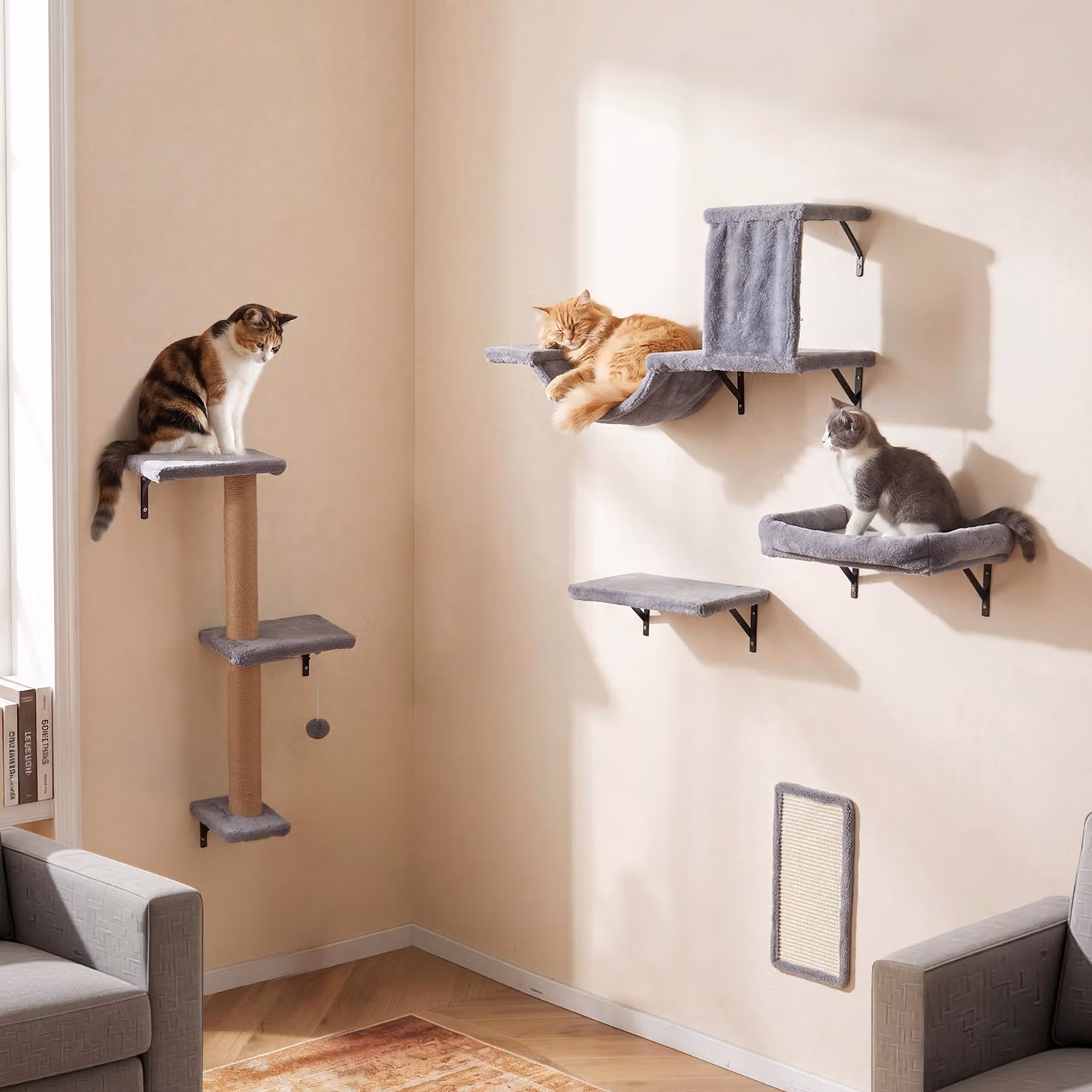 Costway Mensole da parete per gatti a 3 piani in legno e sisal grigie con tiragraffi e pompon sospesi per arrampicata e salto