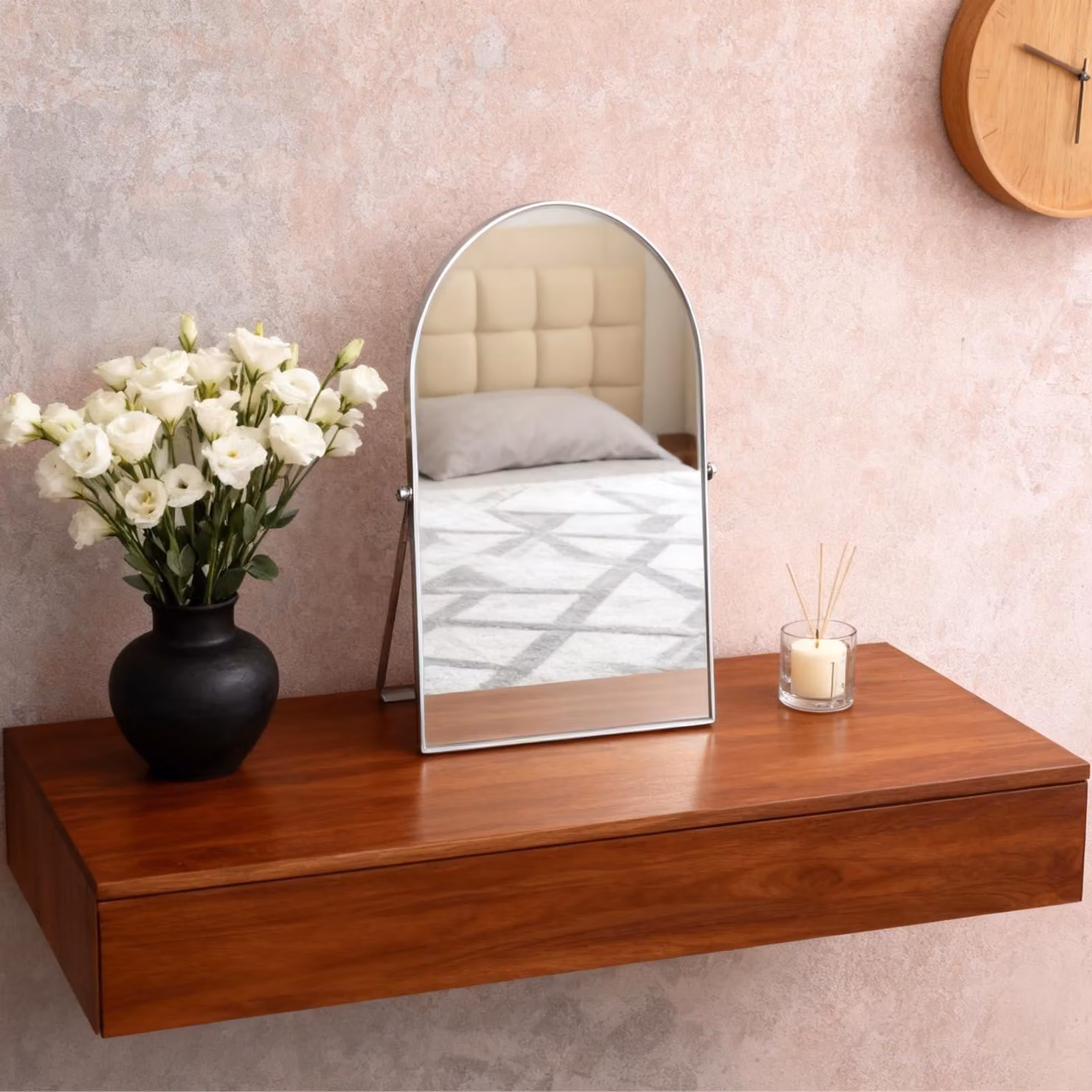 Specchio da trucco regolabile con cornice in metallo