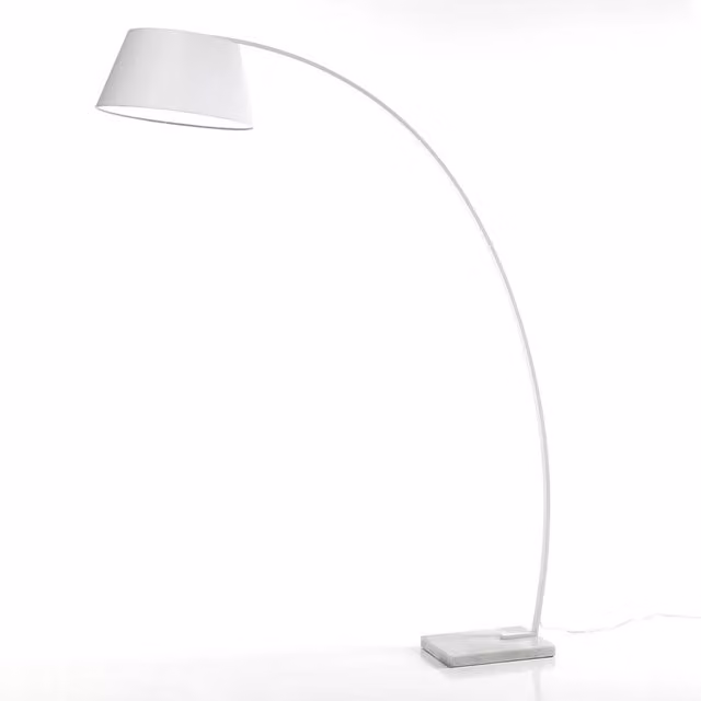 Lampada da terra ad arco ORESTELUCHETTA bianca in metallo, marmo e tessuto, H 205 x L 160 x P 50 cm