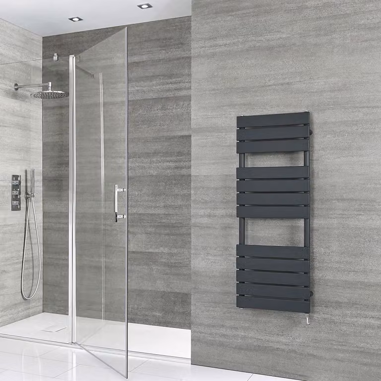 Scaldasalviette Elettrico di Design Antracite - Scelta di Misure, Elemento Riscaldante e Copricavo - Lustro