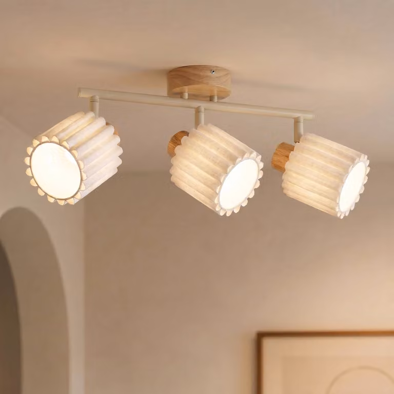 Faretto da soffitto Lindby Shiloh, a 3 luci, naturale/beige, legno Shiloh Lindby, dimmerabile, Legno chiaro, Soggiorno / Sala da pranzo, Legno, Moderno, Faretto