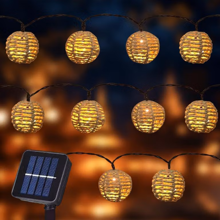 Catena luminosa solare con 10 palline, grado di protezione IP44, luce bianco caldo