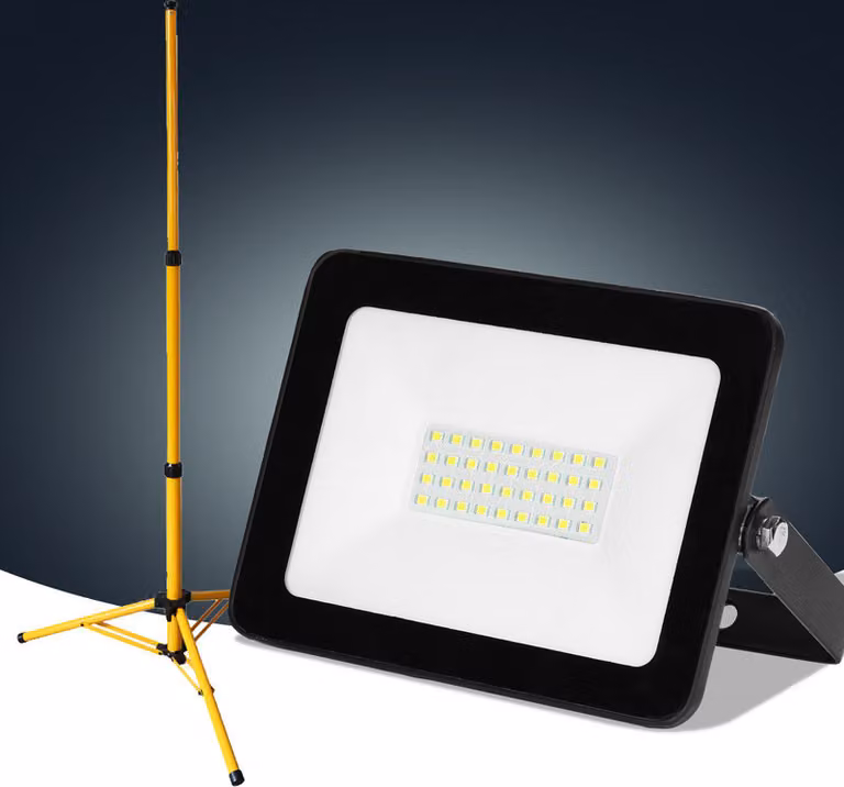 Jayseuw Faro da cantiere a LED 30W Faro a LED con treppiede Faro da esterno IP70 Faro impermeabile Faro da lavoro Bianco caldo