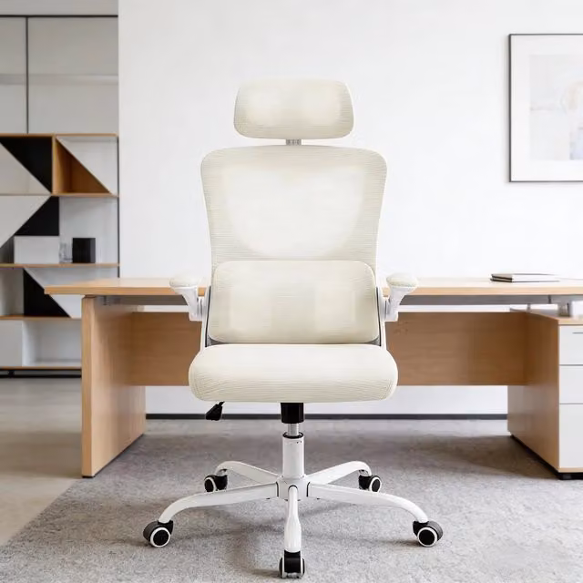 Sedia da ufficio ergonomica in rete con supporto lombare, poggiatesta regolabile, funzione basculante e rotelle beige