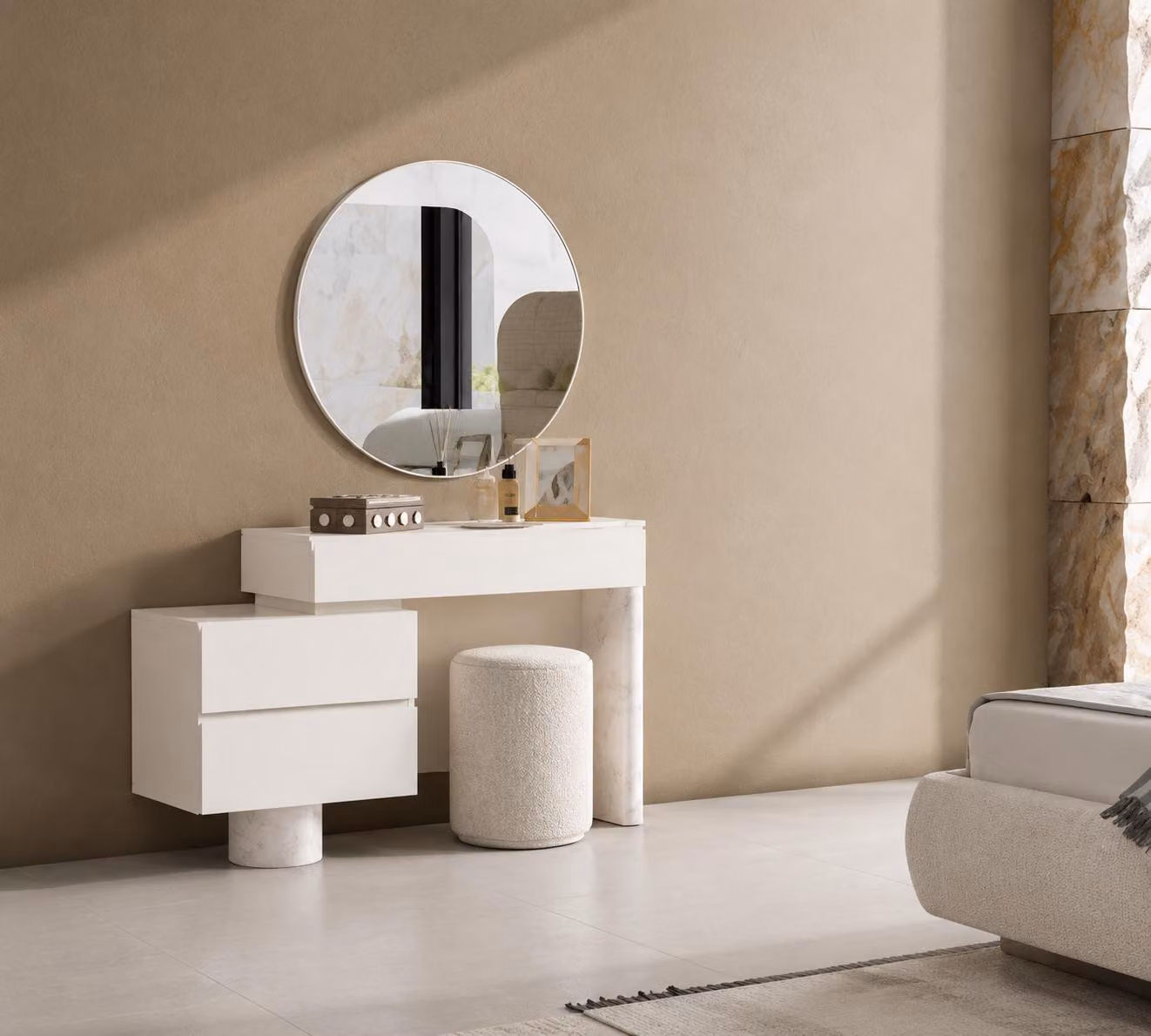 Comò da trucco con specchio, spazioso, confortevole, moderno, bianco