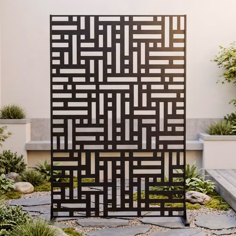 Pannello decorativo esterno Costway con motivi traforati, frangivista divisorio per giardino e balcone in acciaio galvanizzato, colore nero, L 121 cm x P 40 cm x H 183 cm