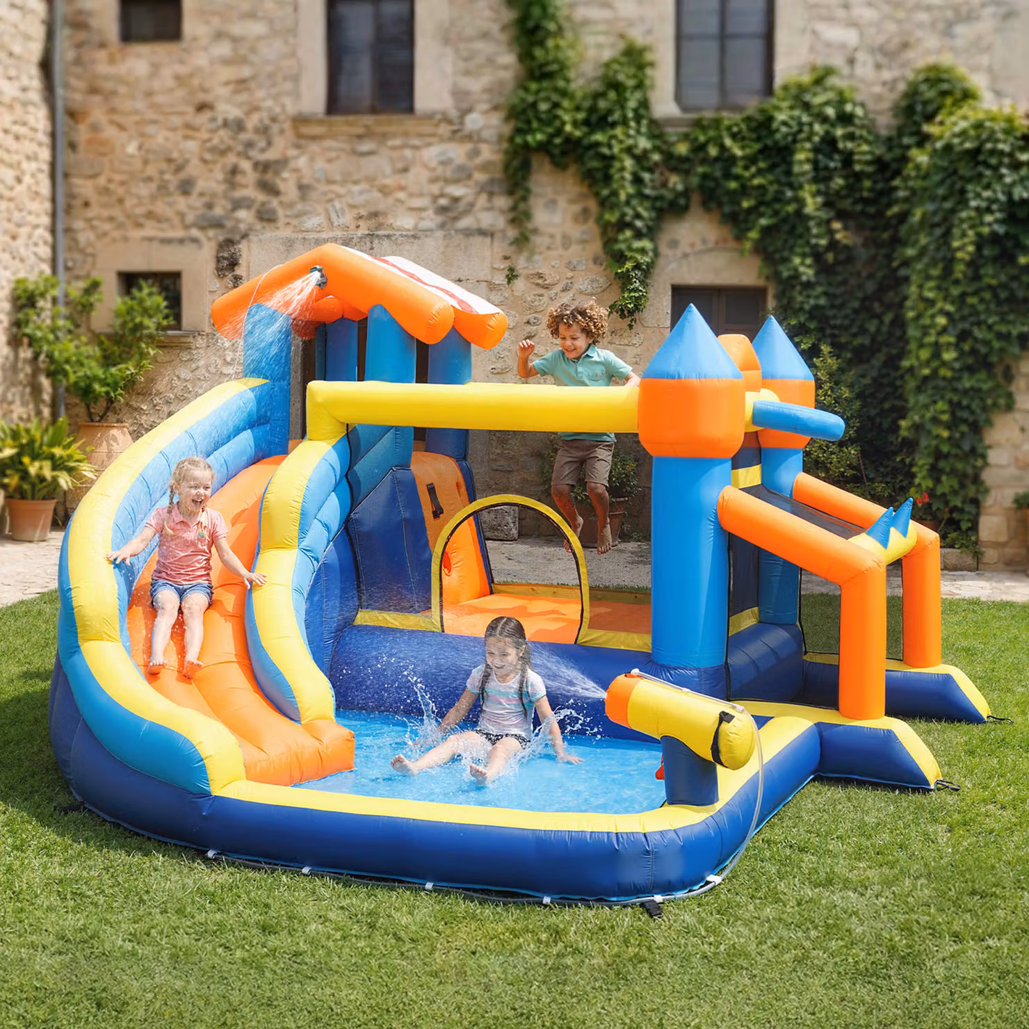 Castello Gonfiabile Acquatico 8 in 1 AIYAPLAY con Soffiatore 550W, Scivolo, Trampolino, Arrampicata, Piscina e Canestro, Multicolore – 2