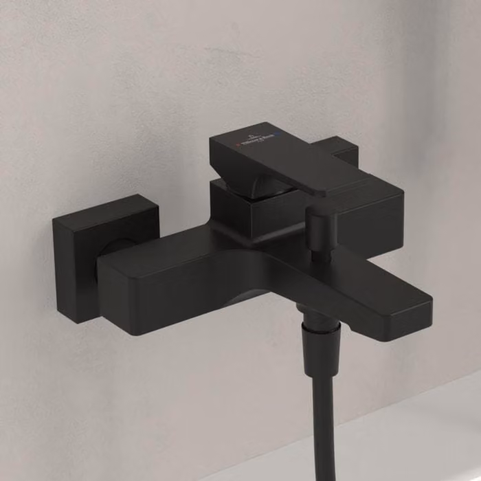 Miscelatore monocomando da parete per vasca Villeroy & Boch, modello Taro