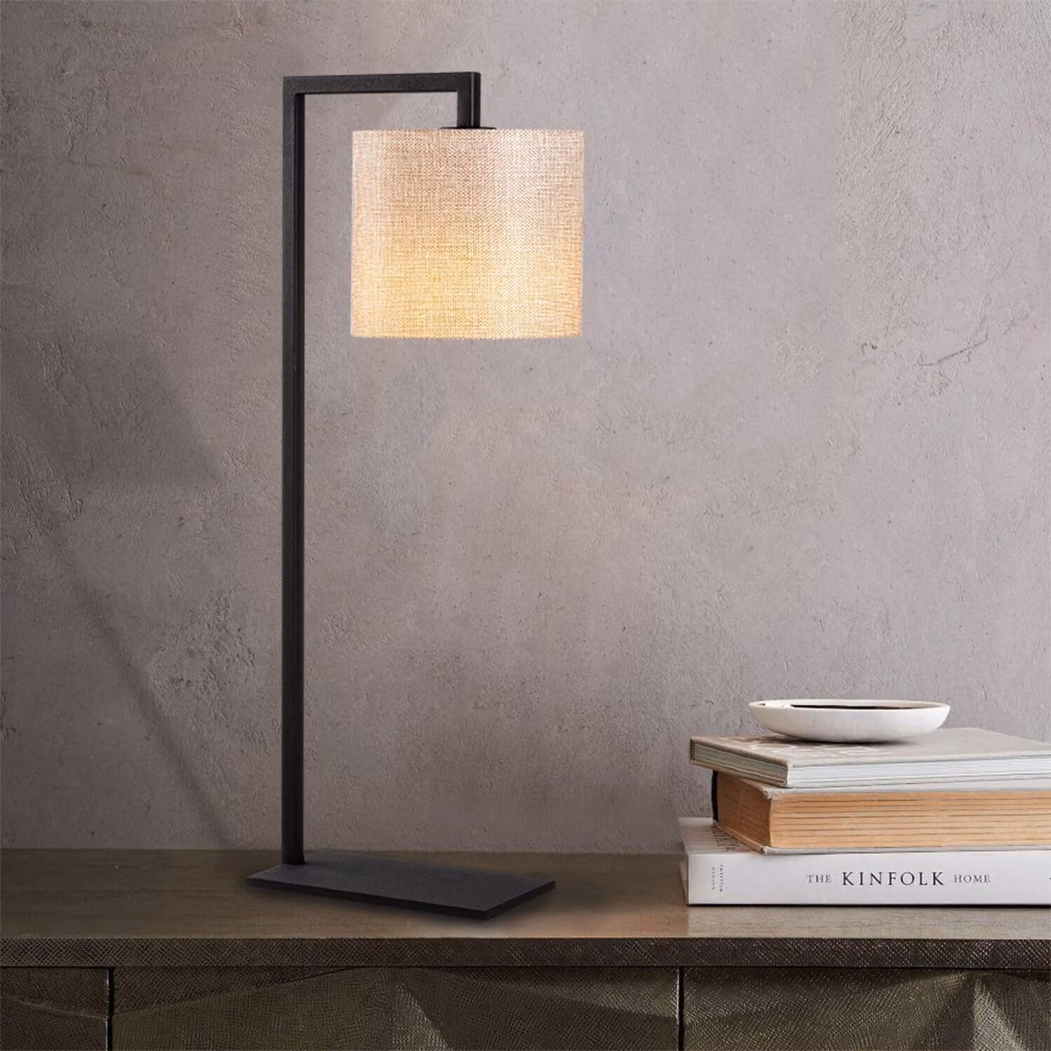Opviq, lampada da tavolo di alta qualità con struttura in metallo, color crema e nero, 27 x 20 cm, altezza 65 cm, attacco E27, IP20, cavo da 200 cm con interruttore | Design elegante e industriale.
