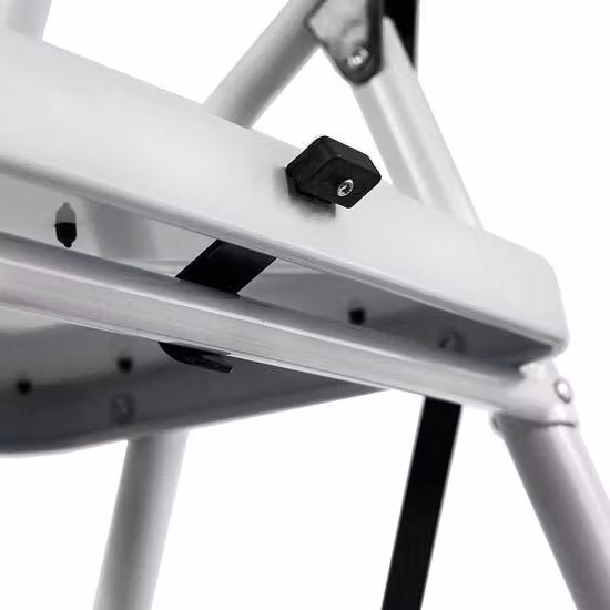 Scala Pieghevole a 3 Rami con Parapetto di Sicurezza e Superficie Antiscivolo in Acciaio Bianco Home Discount
