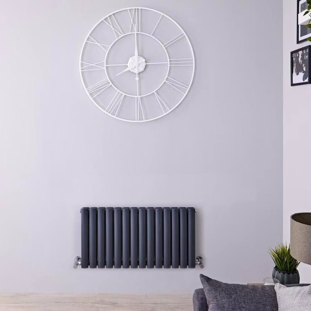 Radiatore Orizzontale Doppio Design Antracite 400x826mm 690W - Compatto - Alta Resa - Revive