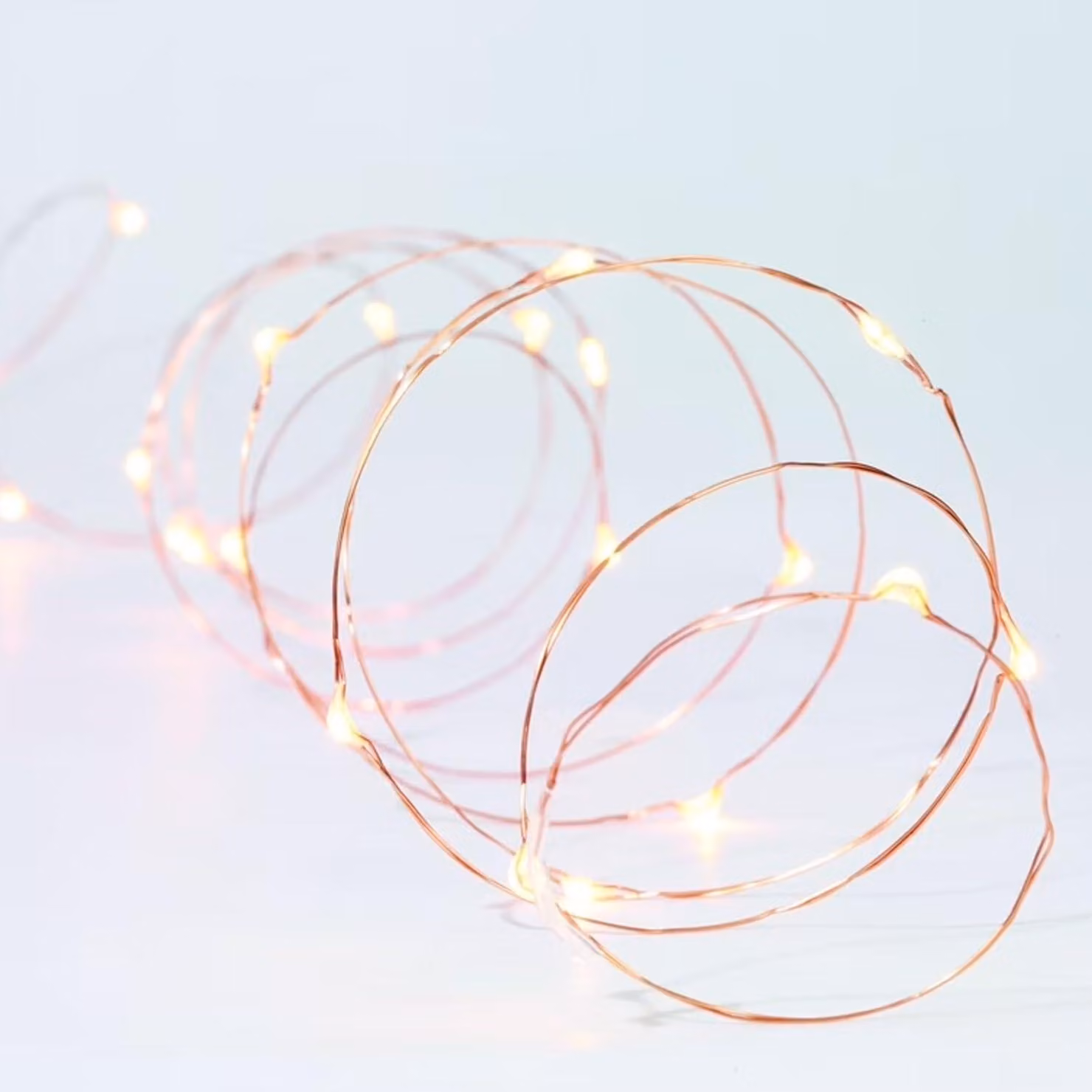 Catena luminosa da 2 metri, filo di rame, luce bianca fredda, alimentazione a batteria