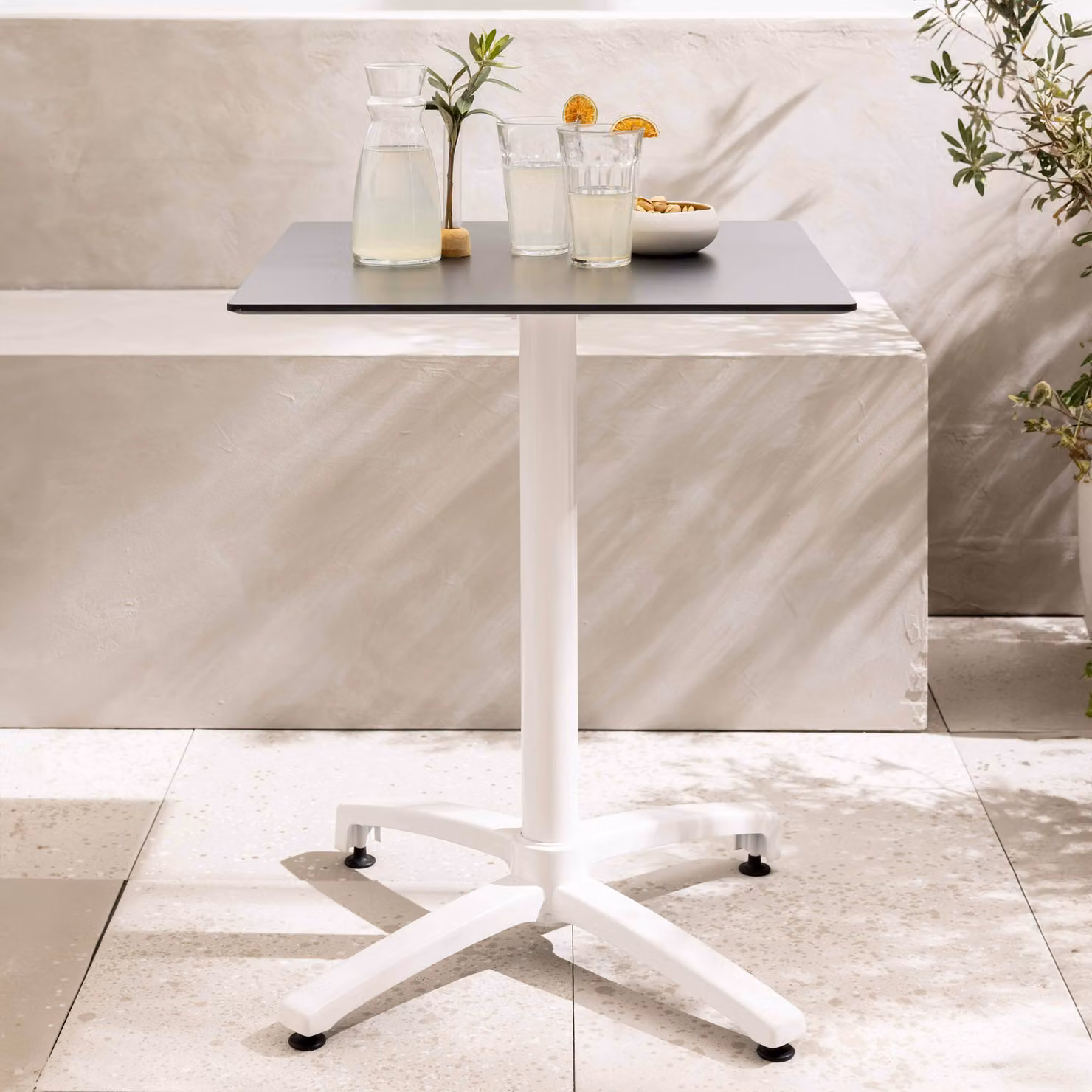 Tavolo da giardino 60 x 60 cm inclinabile laminato nero - Oviala Opéra