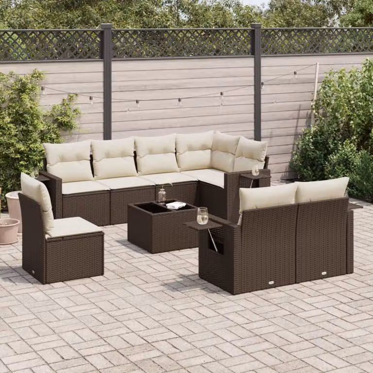 Set di divani da giardino vidaXL in polyrattan marrone con cuscini bianchi e tavolino da esterno