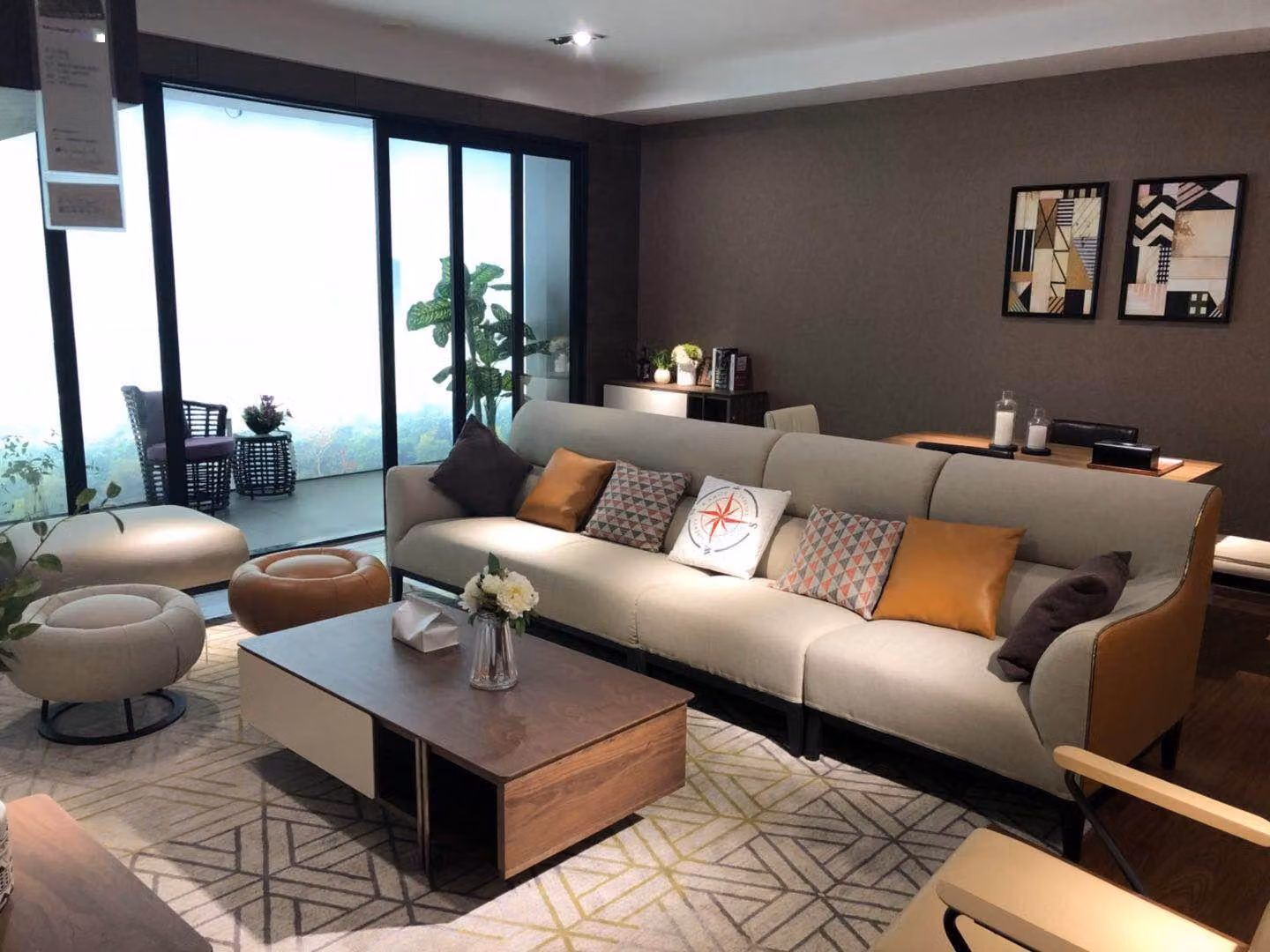 Moderne Viersitzer Couch Polster Design Sofa 4er Hocker Sitz Sofas Zimmer Möbel