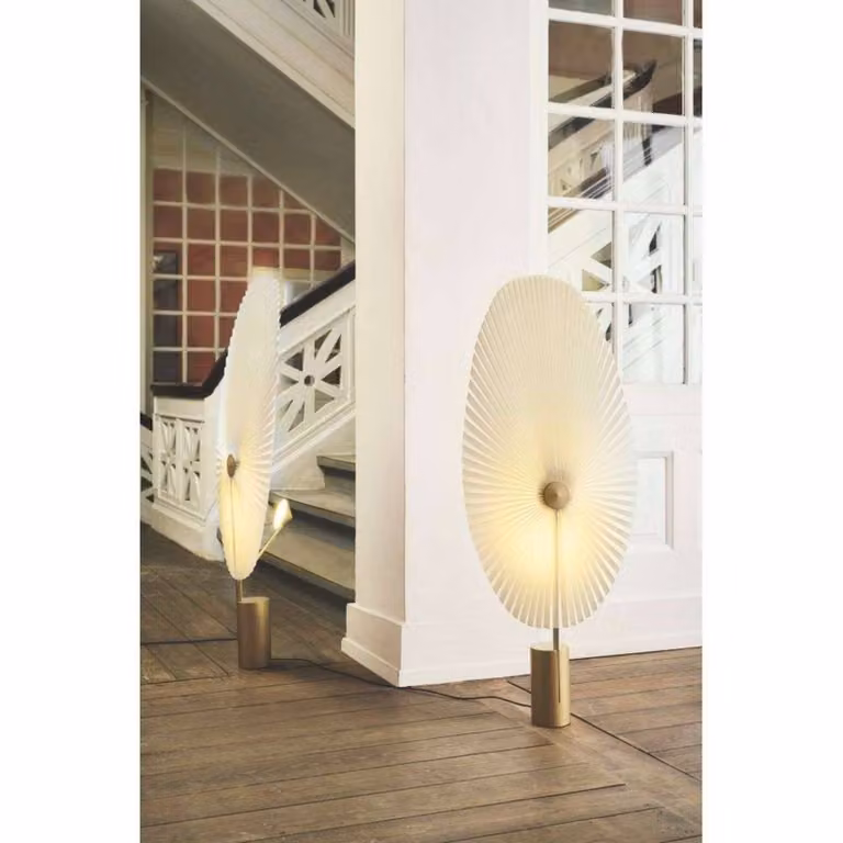 GEJST Lampada da terra Liris, dimmerabile, Ottone / Oro, Soggiorno / Sala da pranzo, Metallo, Design, Lampada da terra