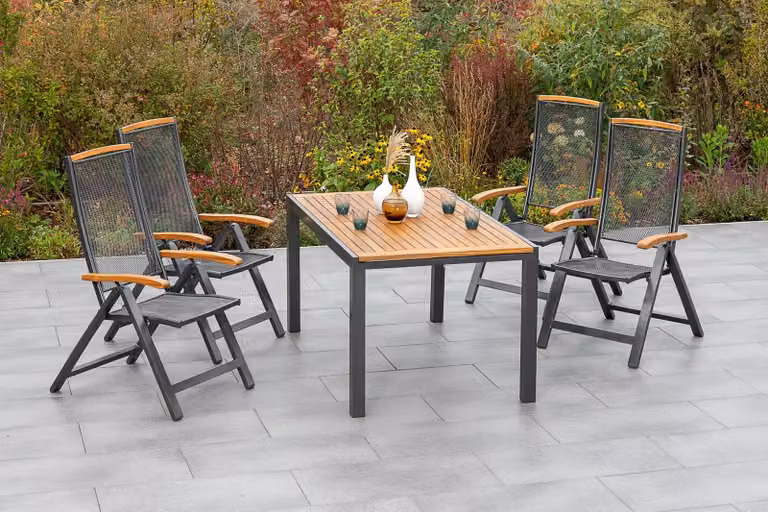 Set di mobili da giardino Merxx Tilos, 5 pezzi, 4 sedie pieghevoli, tavolo allungabile 150 (200) x 90 cm – Alluminio/Acacia