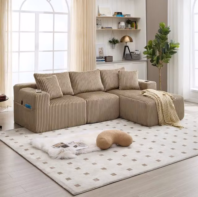Divano modulare con chaise longue e 2 posti; rivestimento in velluto a coste color khaki; 257 cm