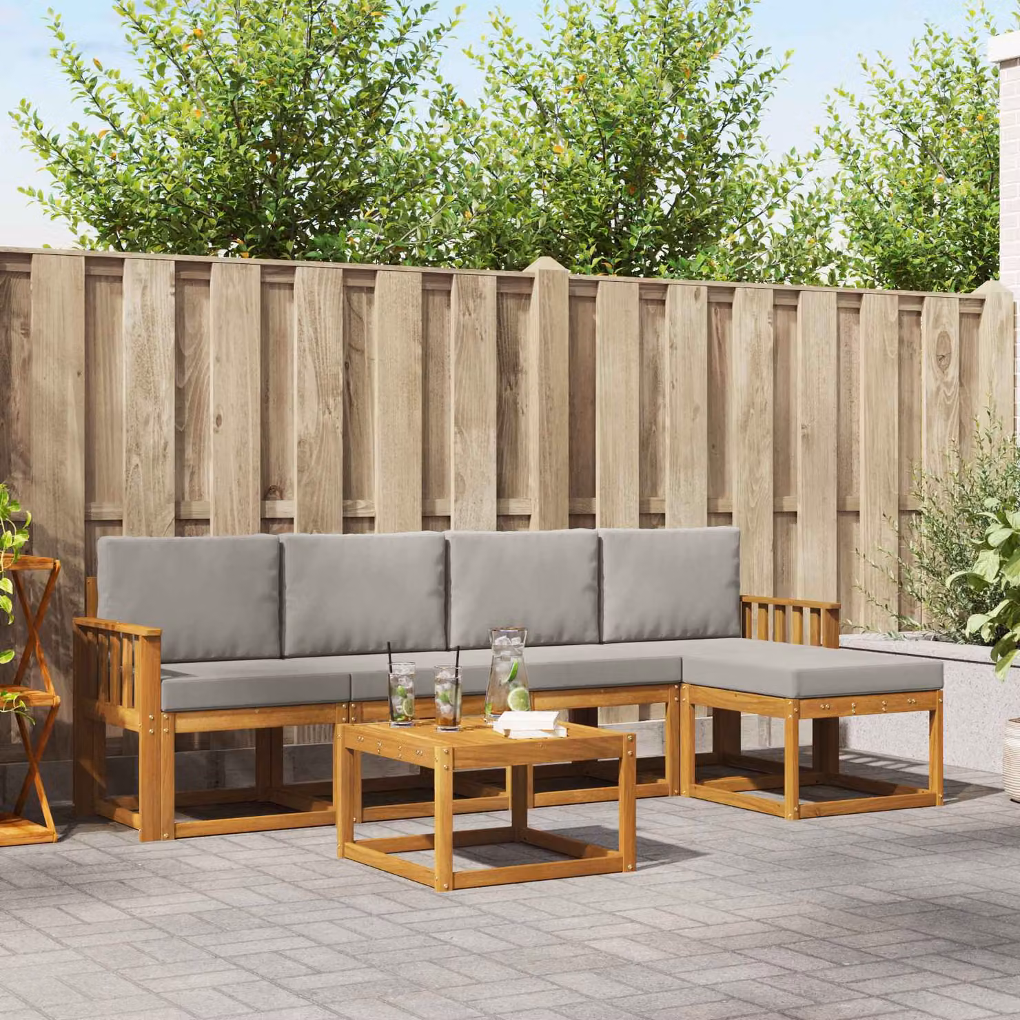 Set di divani da esterno vidaXL 6 pz in legno di acacia con cuscini, colore grigio e marrone