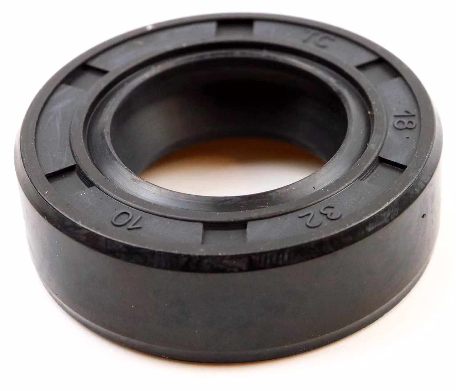 Guarnizione radiale per albero, dimensioni 18x32x10 mm, materiale NBR70, conforme alla norma DIN 3760