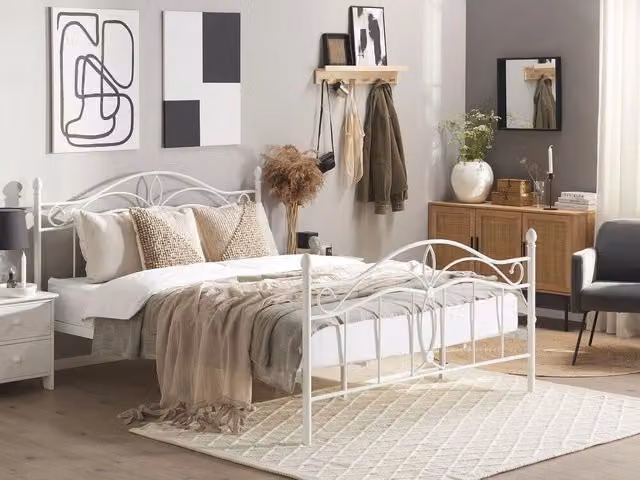 Struttura Letto in Metallo di colore Bianco con Doghe Design Vintage retrò 180 x 200 cm
