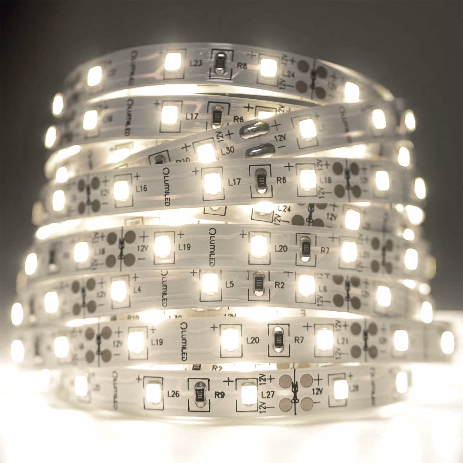 LUMILED Striscia LED 50M 3000 LED 12V Bianco freddo 240W Striscia LED SMD Striscia LED IP33 26400 lm Striscia luminosa autoadesiva per uso interno Decorazione casa camera da letto, senza alimentatore