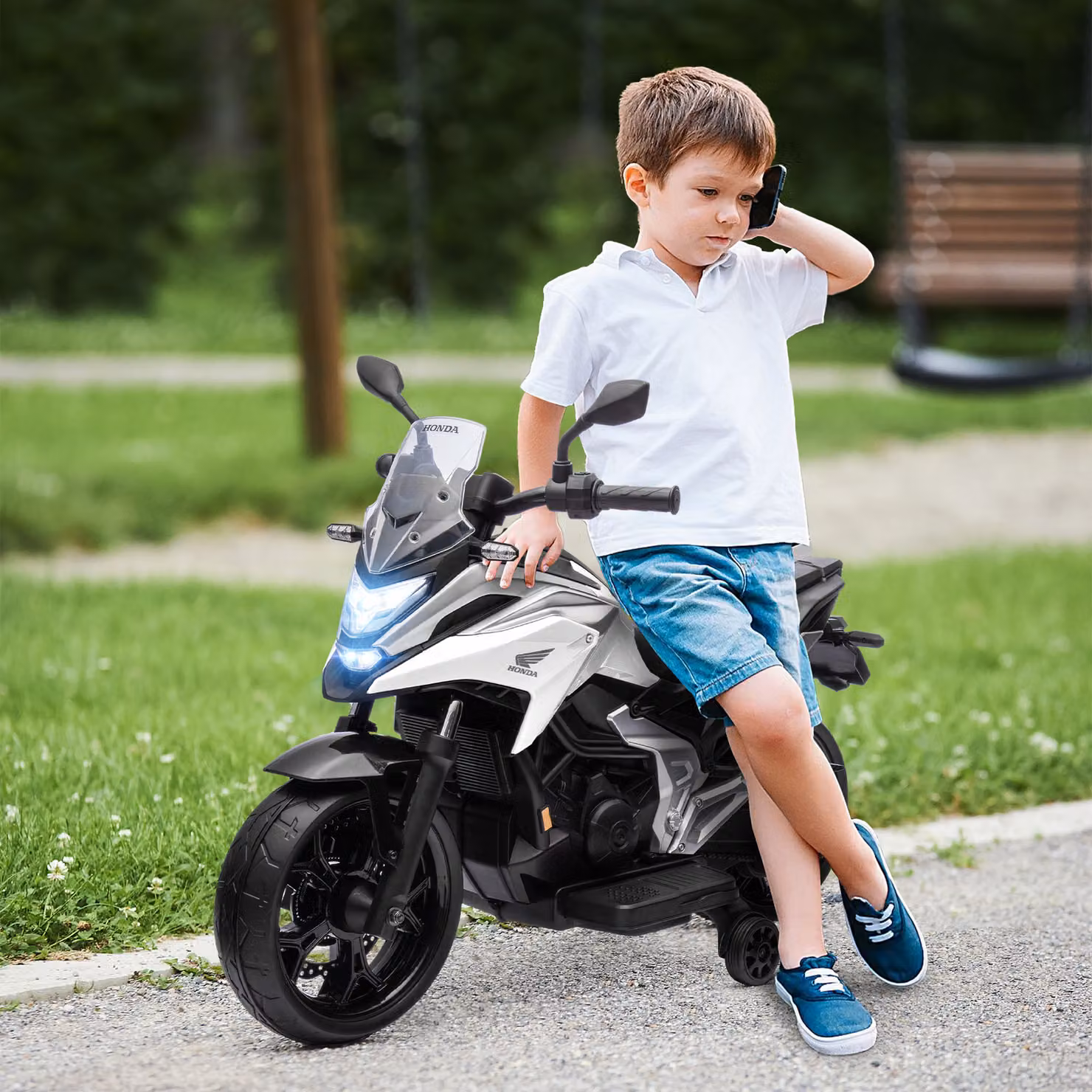 Moto elettrica Honda AIYAPLAY per bambini, colore bianco, con musica e luci, velocità 3 km/h, adatta per età 3-6 anni e fino a 30 kg – 2
