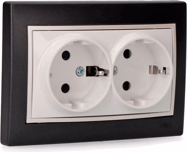 SOLERA 42938 Presa fissa bipolare doppia 2P+T 16A Nero S.Europa, 50 W, 250 V, Neutro